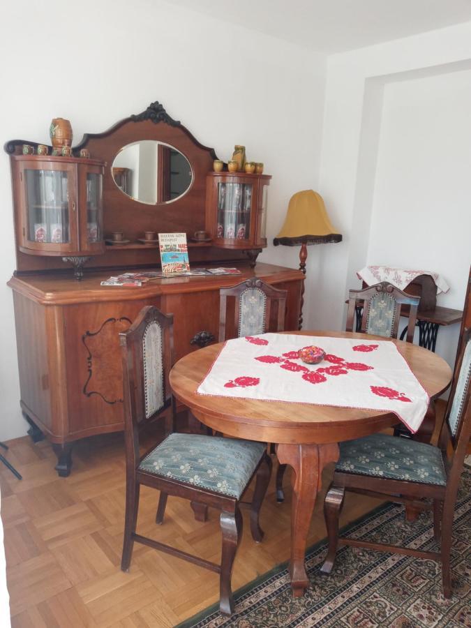 Luxury Eagle Apartman Budapest Esterno foto